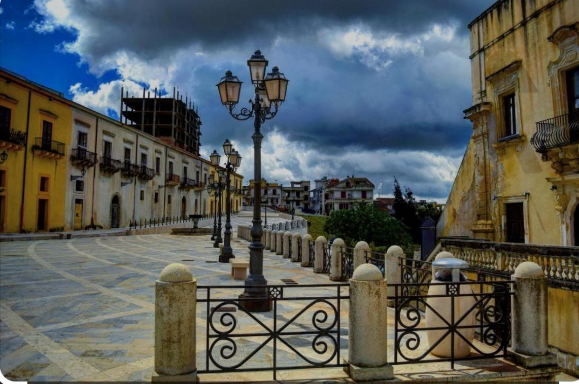 Montalbano House - Casa Vacanze Santa Margherita di Belice エクステリア 写真